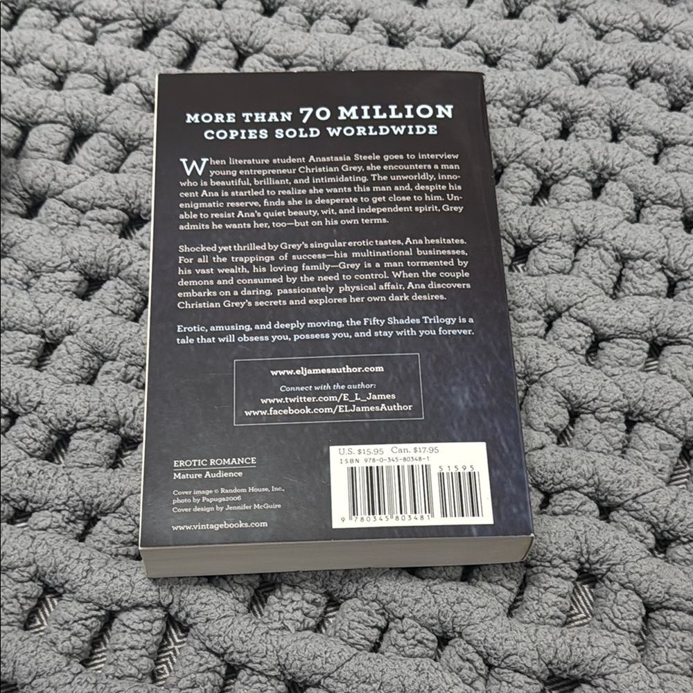 Fifty Shades Trilogy Box Set - All 3 Books Included by E L James - Picture 6 of 10